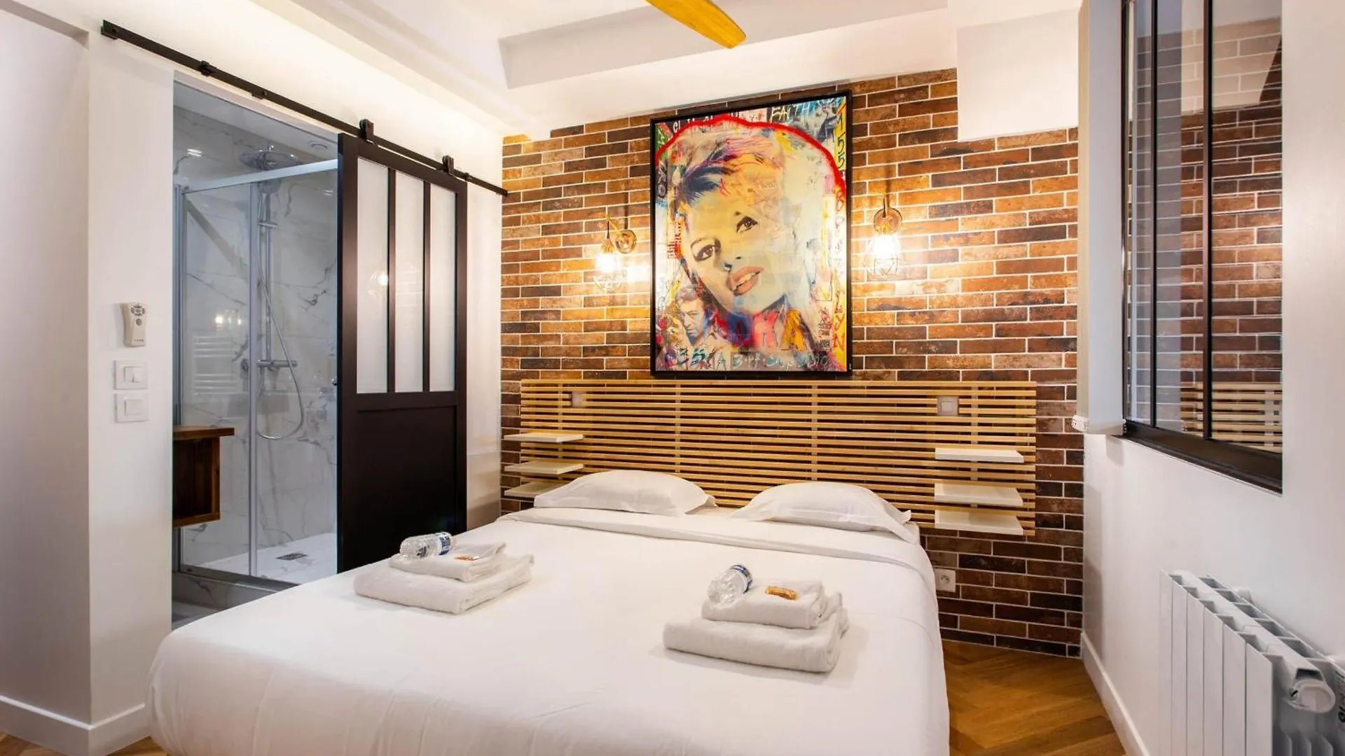 Stunning Apartment - 3Br-10P - Bastille-Voltaire Parijs