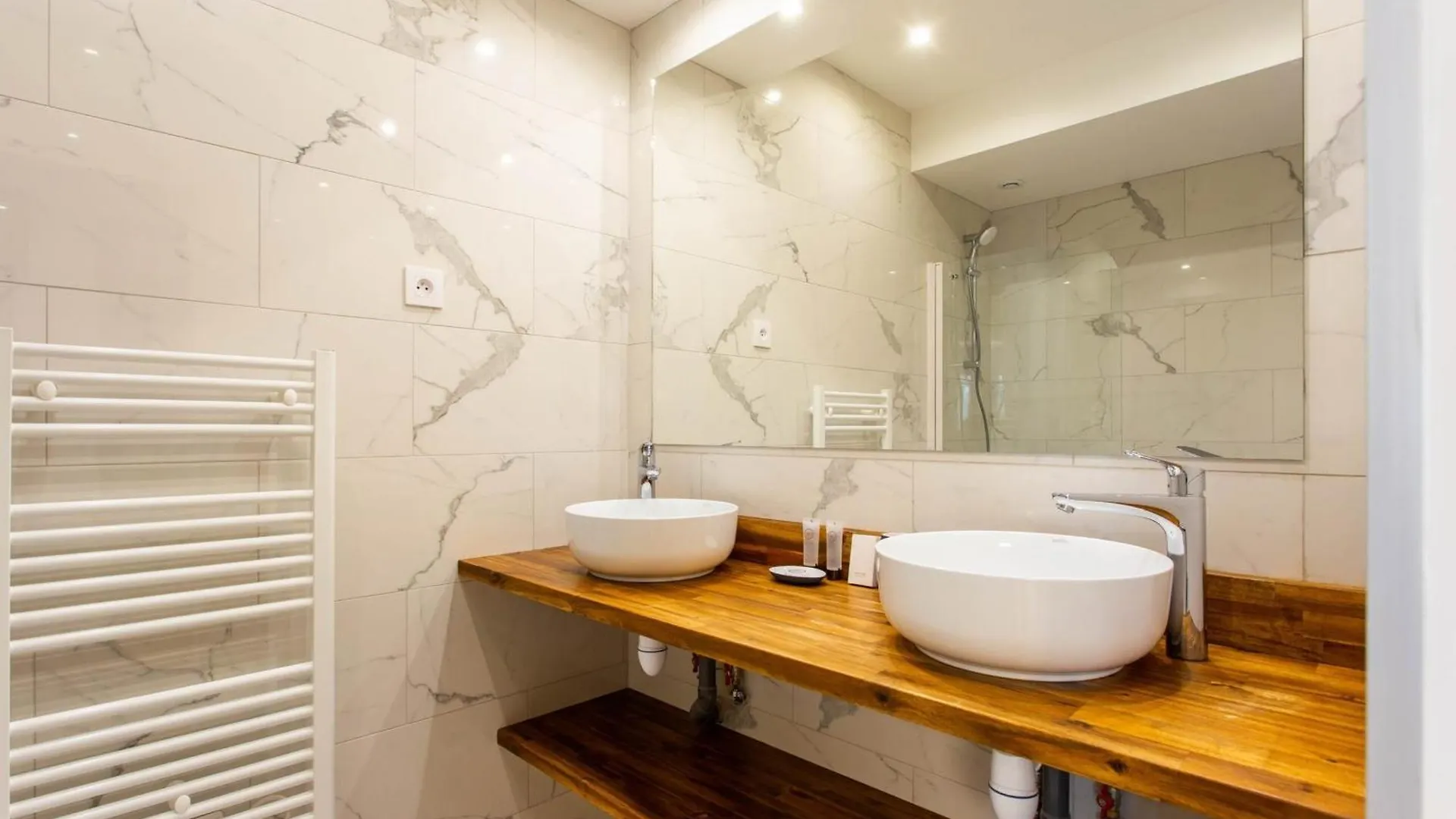 Stunning Apartment - 3Br-10P - Bastille-Voltaire Paris