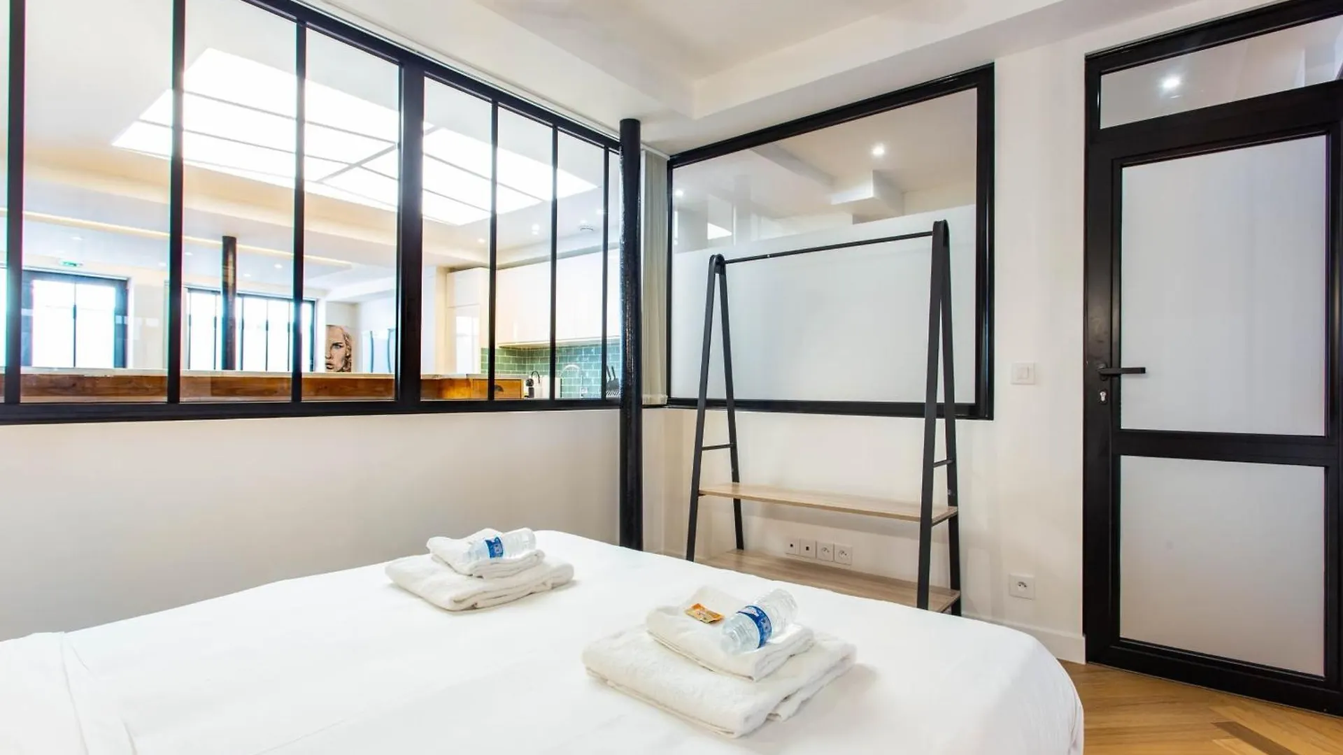 פריז Stunning Apartment - 3Br-10P - Bastille-Voltaire